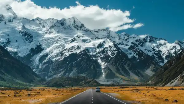 4k景观壁纸-云 - 山-路「哲风壁纸」