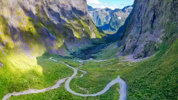 4k4K壁纸-山 - 路-场地「哲风壁纸」
