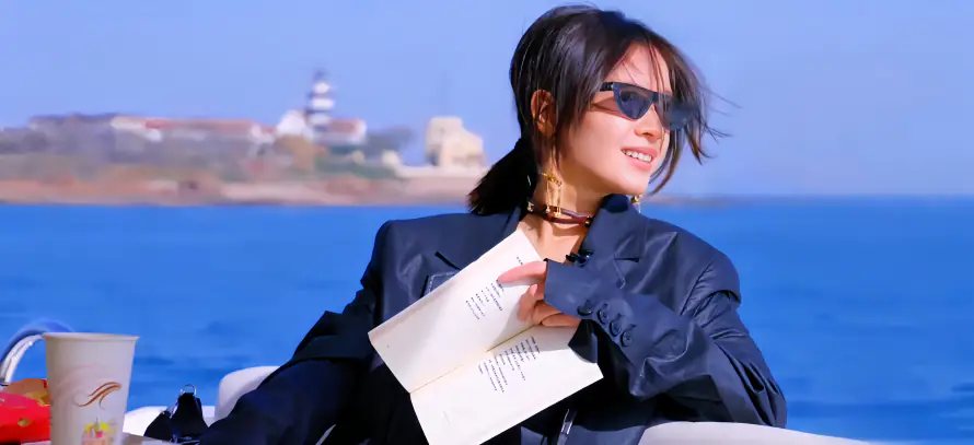 5k女演员壁纸-李庚希 - 桌面-免费下载「哲风壁纸」 5k女演员壁纸-李庚希 - 桌面-免费下载「哲风壁纸」