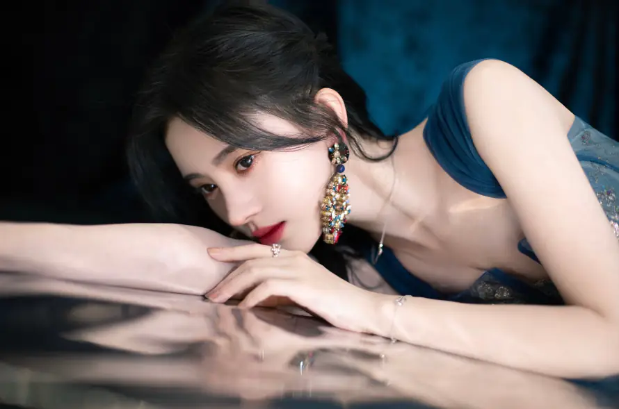 4k美女壁纸-女明星 - 鞠婧炜-免费下载「哲风壁纸」