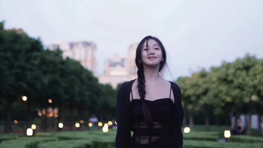 3k女明星壁纸-姜贞羽 - 桌面-免费下载「哲风壁纸」
