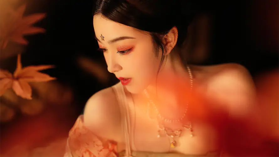 2k美女壁纸-迷人 - 桌面-免费下载「哲风壁纸」
