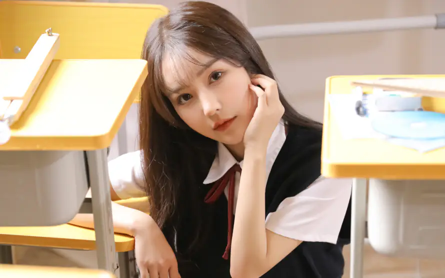 2k学姐壁纸-少女 - 桌面-免费下载「哲风壁纸」