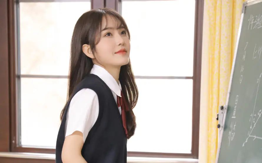 2k学姐壁纸-少女 - 桌面-免费下载「哲风壁纸」