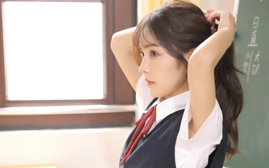2k学姐壁纸-少女 - 桌面-免费下载「哲风壁纸」