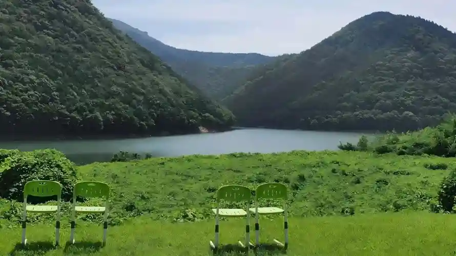 3k山水壁纸-座椅 - 户外-湖畔「哲风壁纸」