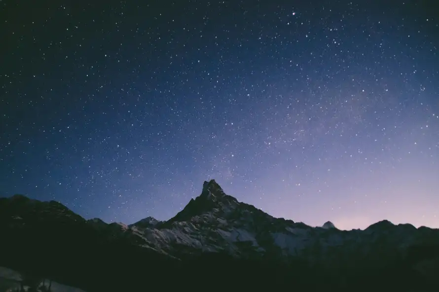 6k山脉壁纸-星空 - 夜空美景-梦幻山脉「哲风壁纸」