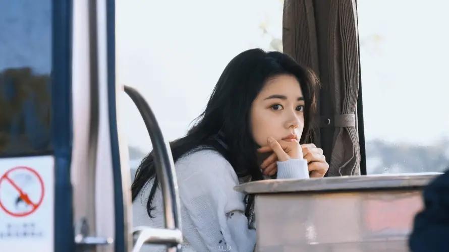 4k优雅壁纸-美女 - 赵今麦-人物特写「哲风壁纸」