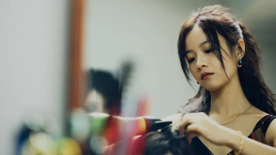 4k时尚壁纸-气质 - 女明星-李庚希「哲风壁纸」