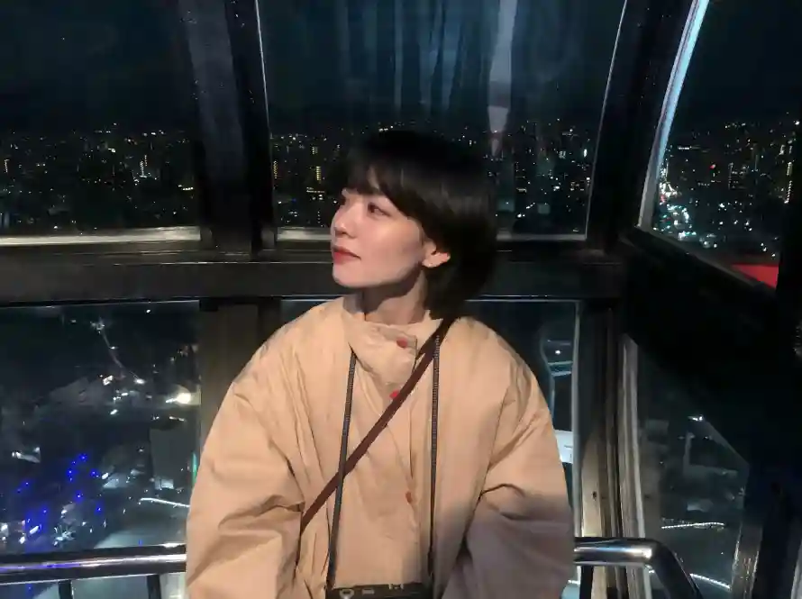 6k人物壁纸-夜景 - 室内-歌手「哲风壁纸」