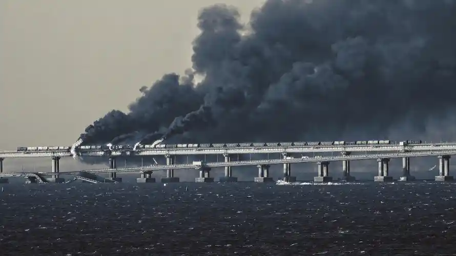 4k大桥壁纸-烟 - 风景-浓烟景象「哲风壁纸」