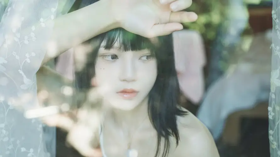 4k清新壁纸-美女 - 背景-长发「哲风壁纸」