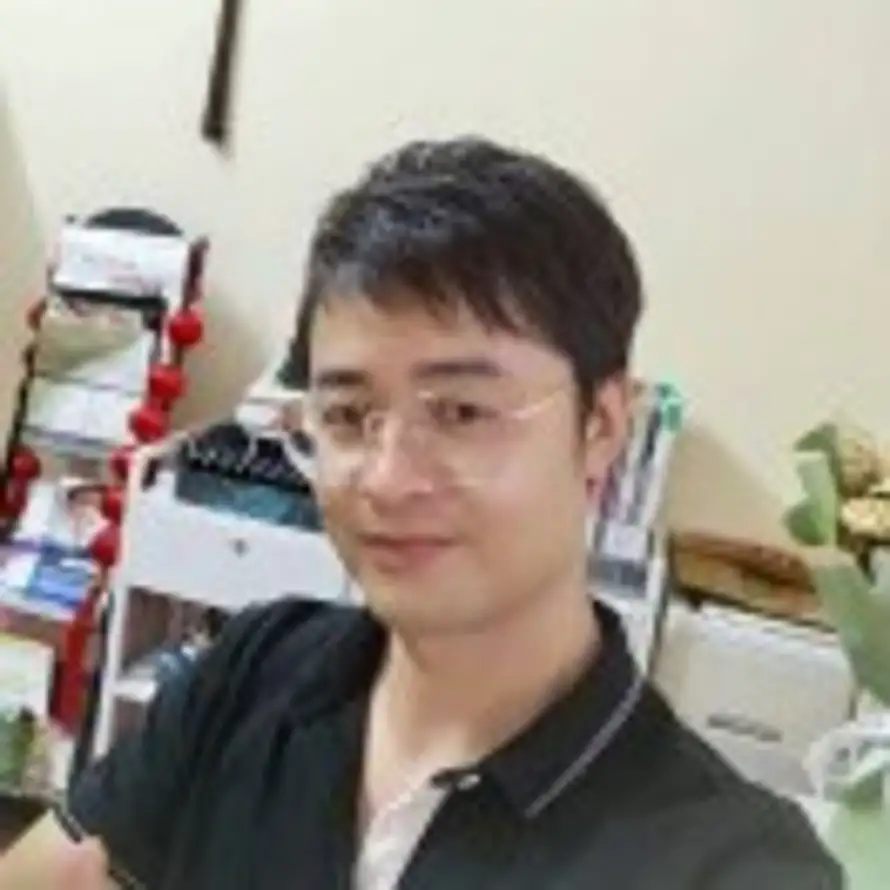 半生烟雨半生痴的用户头像 - 哲风壁纸