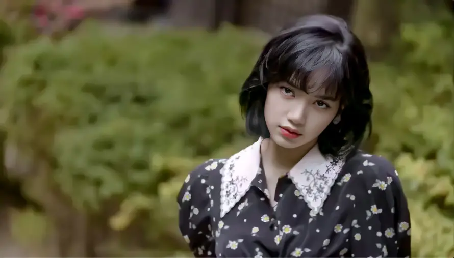 3k短发壁纸-美女 - Lisa-户外背景「哲风壁纸」