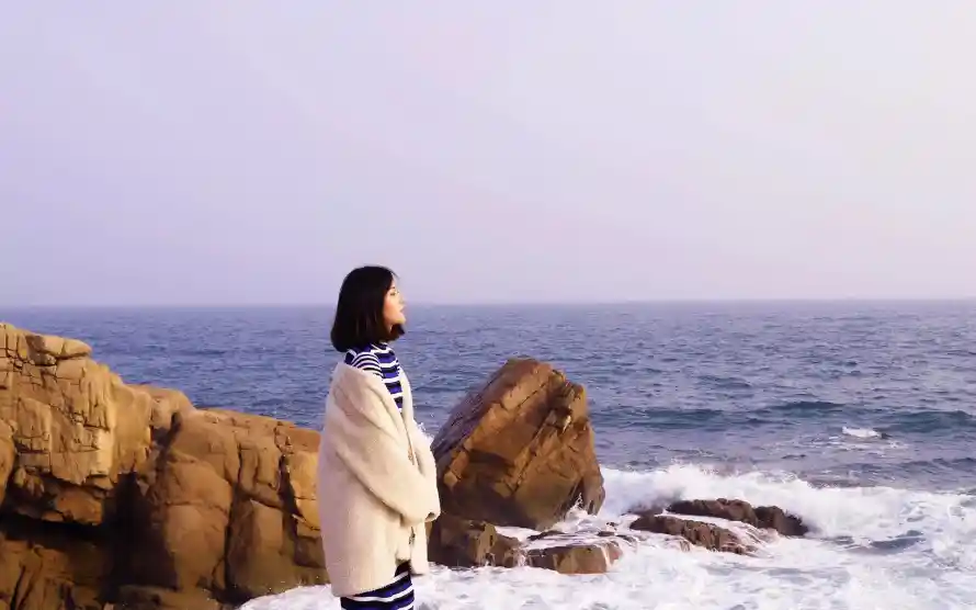 2k海边壁纸-美女 - 海景图片-海浪美景「哲风壁纸」