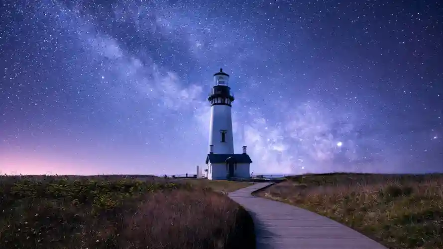 2k夜景壁纸-星空 - 栈道-海边「哲风壁纸」