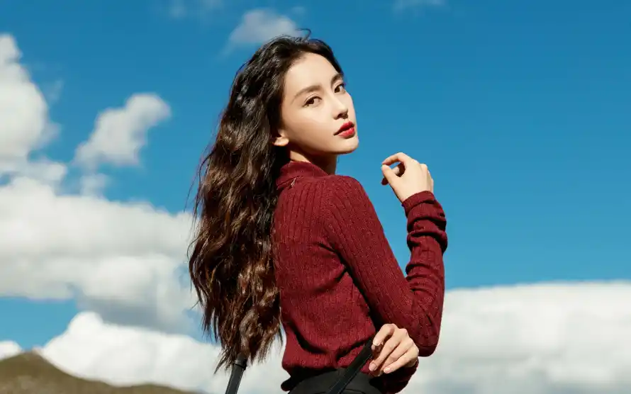 2k美人壁纸-美艳 - 户外风景-红衣美女「哲风壁纸」
