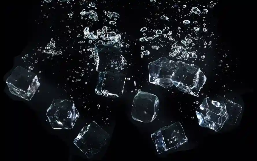 2k冰块壁纸-水花 - 艺术-黑色「哲风壁纸」
