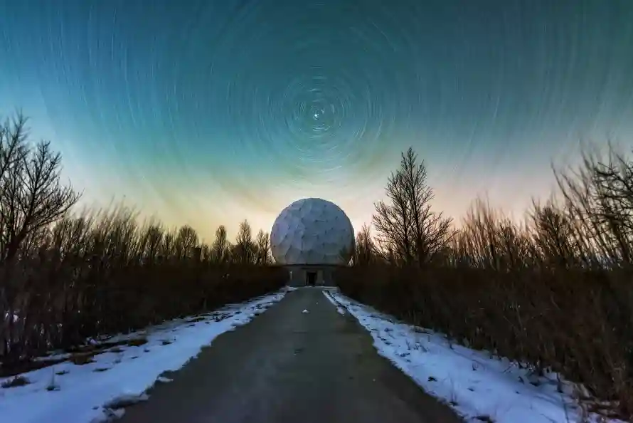3k冬季壁纸-星空 - 星迹-雪地「哲风壁纸」
