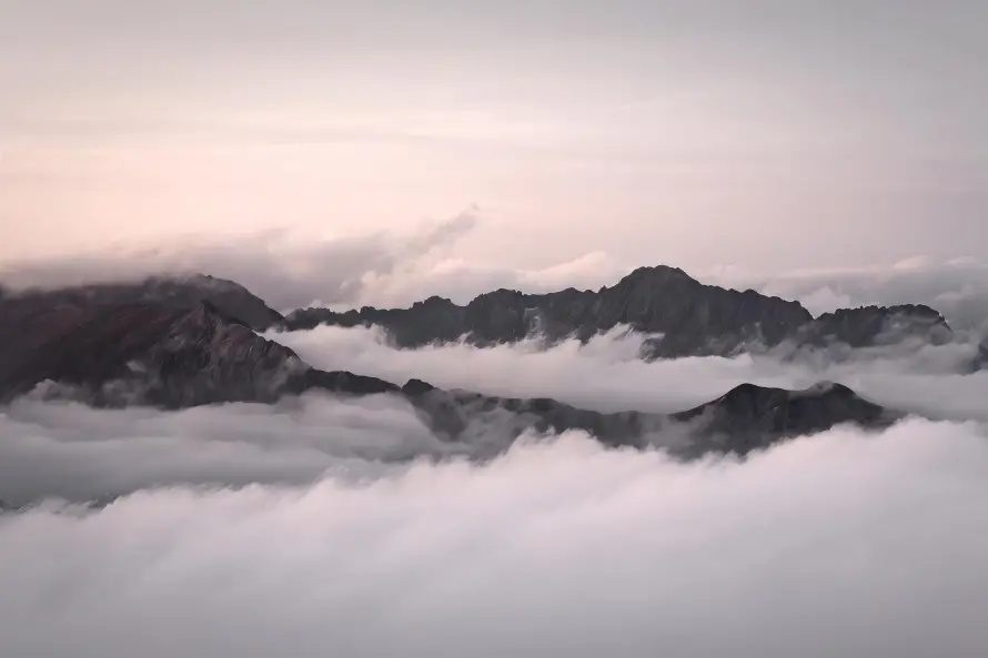 4k云海壁纸-云雾 - 山峰-云海山峰「哲风壁纸」