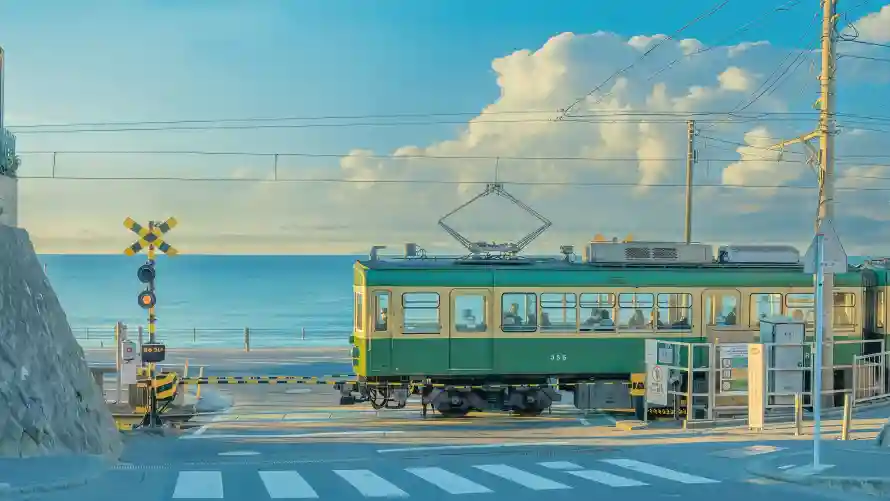 4k镰仓壁纸-海边电车 - 灌篮高手-碧海蓝天「哲风壁纸」