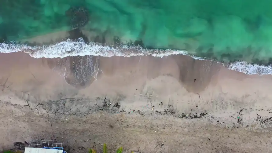 4k沙滩壁纸-海水 - 海浪-航拍「哲风壁纸」