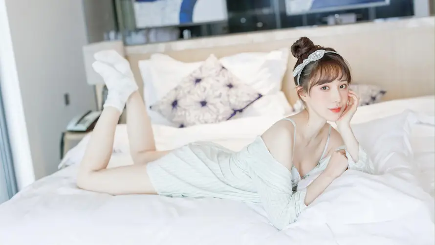 2k卧床壁纸-清新 - 清纯-美女「哲风壁纸」