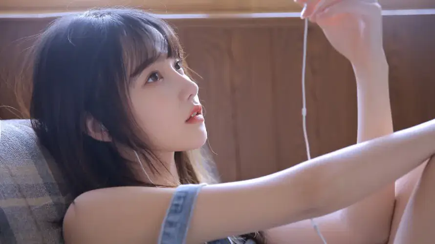 2k室内壁纸-少女 - 星光-柔和光线「哲风壁纸」