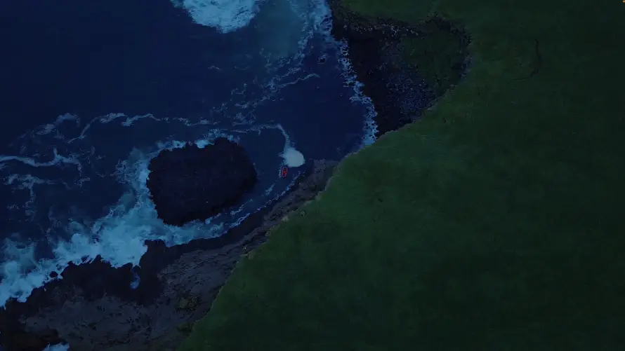 4k冰岛壁纸-悬崖 - 海洋-草地「哲风壁纸」