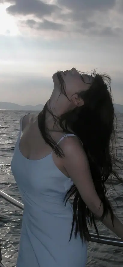 4k4K壁纸 - 长发 - 海边夕阳 - 白衣美女「哲风壁纸」