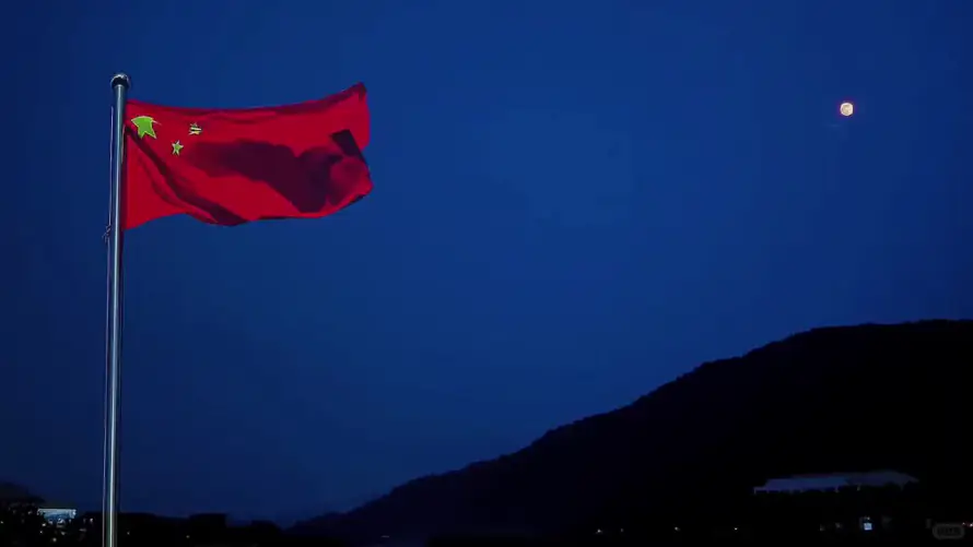 2k夜空壁纸-山脉 - 月亮-爱国「哲风壁纸」