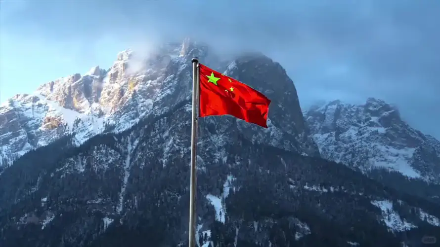 2k国旗壁纸-山脉 - 积雪-蓝天「哲风壁纸」