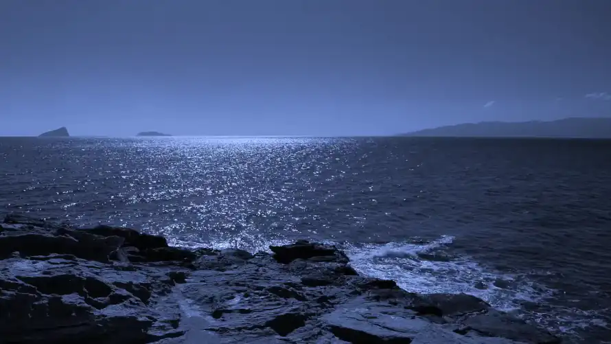 2k岩石壁纸-波光 - 海岸-海水「哲风壁纸」
