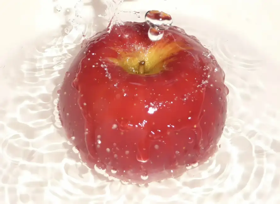 2k水果壁纸-水花 - 清新-简约「哲风壁纸」