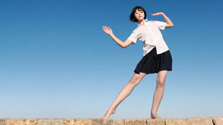 4k少女壁纸-jk - 活力-石墙「哲风壁纸」
