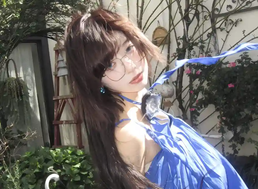 4k长发壁纸 - 飘带 - 吊带裙 - 眼镜娘「哲风壁纸」 4k长发壁纸 - 飘带 - 吊带裙 - 眼镜娘「哲风壁纸」