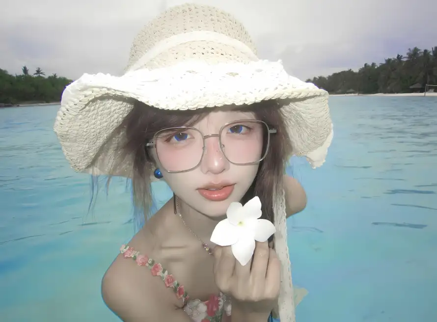 2k女孩壁纸-泳衣 - 海水-海边「哲风壁纸」