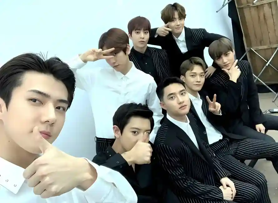 2k帅气壁纸-男团 - 西装-EXO「哲风壁纸」