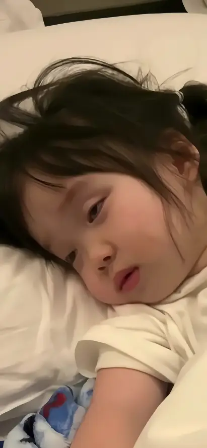 4k可爱壁纸 - 温馨 - 童真 - 小女孩「哲风壁纸」
