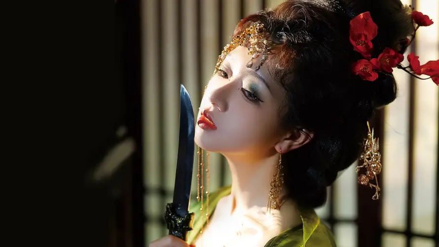 4k发髻壁纸-古风 - 少女-持刀「哲风壁纸」