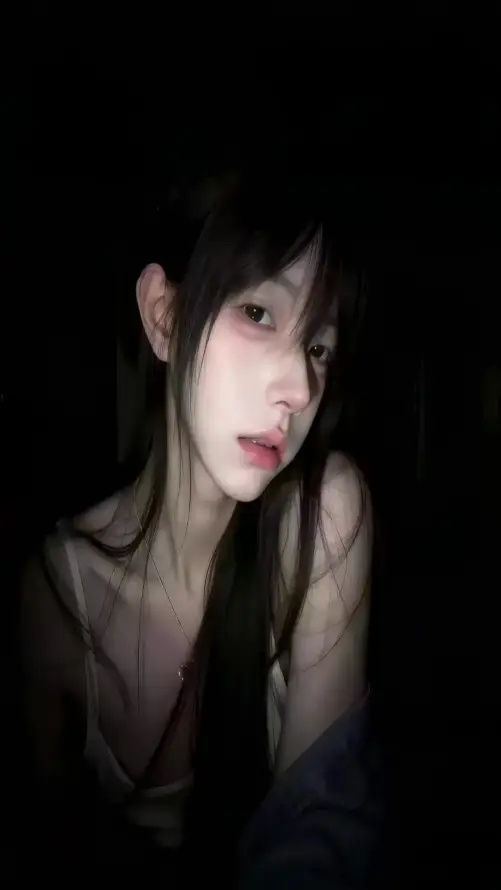 4k吊带壁纸 - 少女 - 暗黑 - 清冷「哲风壁纸」