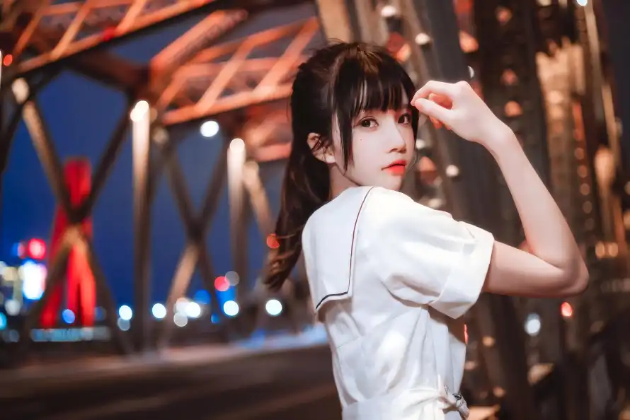 6k夜景壁纸-桥 - 灯光-美女「哲风壁纸」