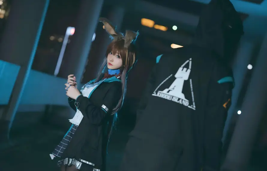 8k夜景壁纸-灯光 - 美女-长发「哲风壁纸」