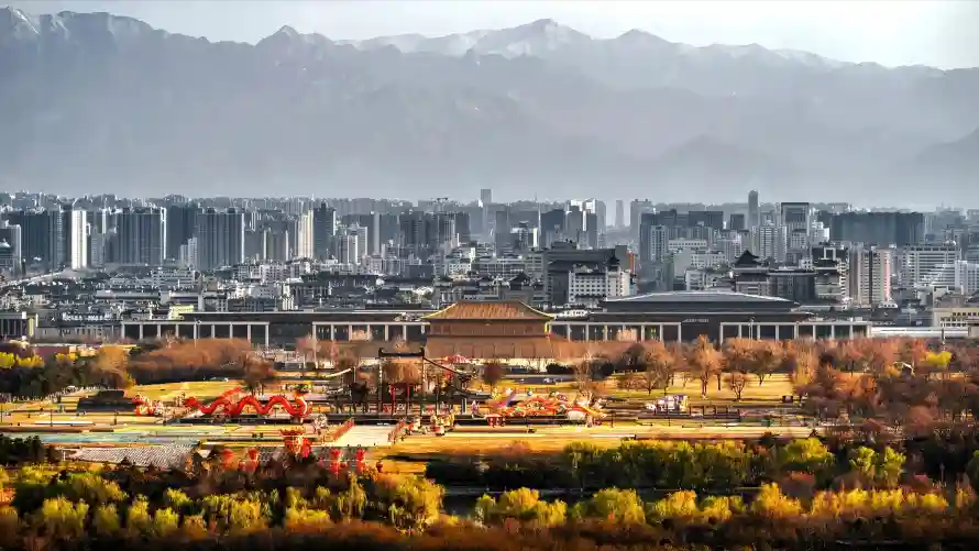 1k城市壁纸-山脉 - 秋景-秦岭「哲风壁纸」