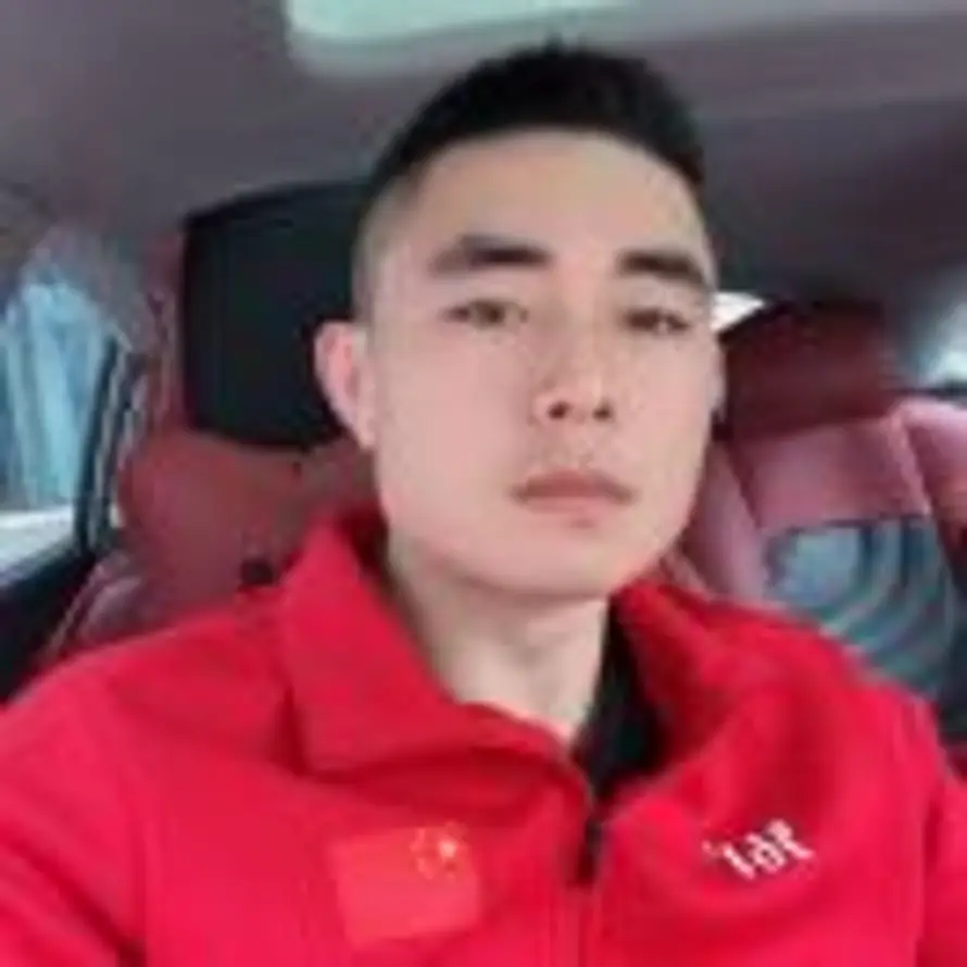 石伟的头像