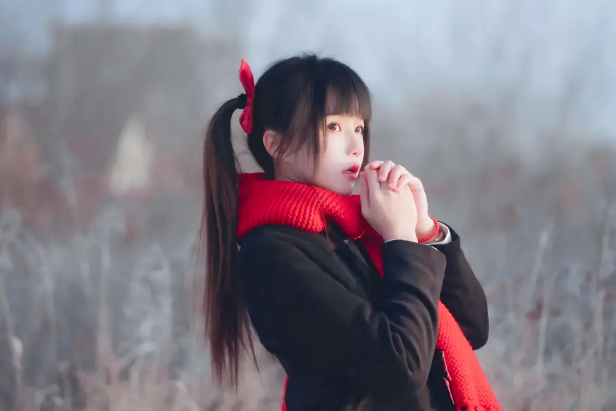 8k冬季壁纸-冬日 - 少女-户外「哲风壁纸」
