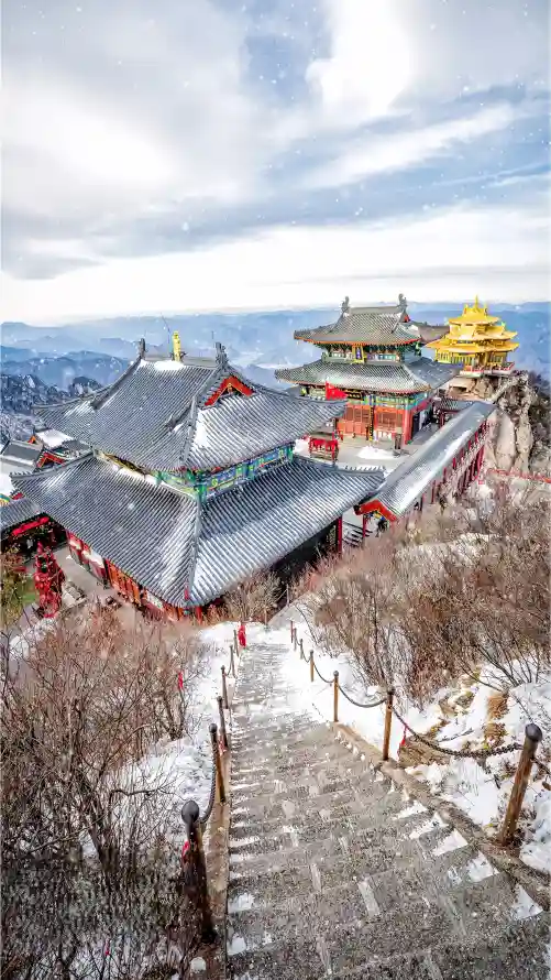 4k云海壁纸 - 冬季 - 冰雪 - 山景「哲风壁纸」
