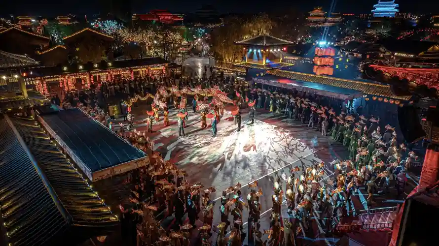 3k人群壁纸-古城 - 城市-夜市「哲风壁纸」