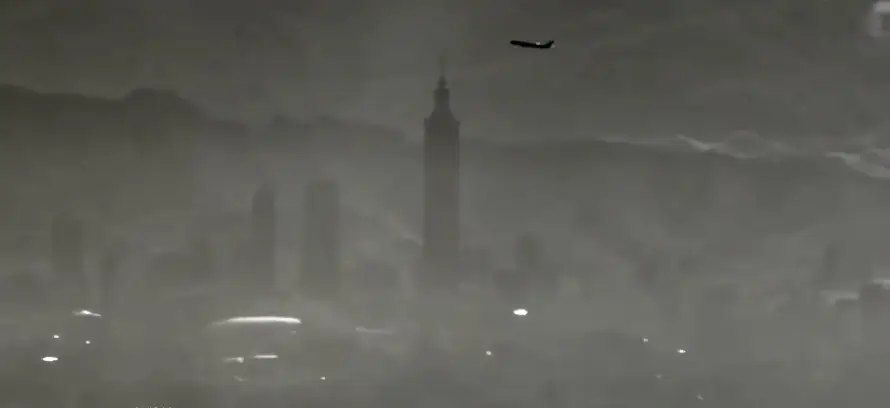 5k城市壁纸-雾 - 塔楼-夜景「哲风壁纸」