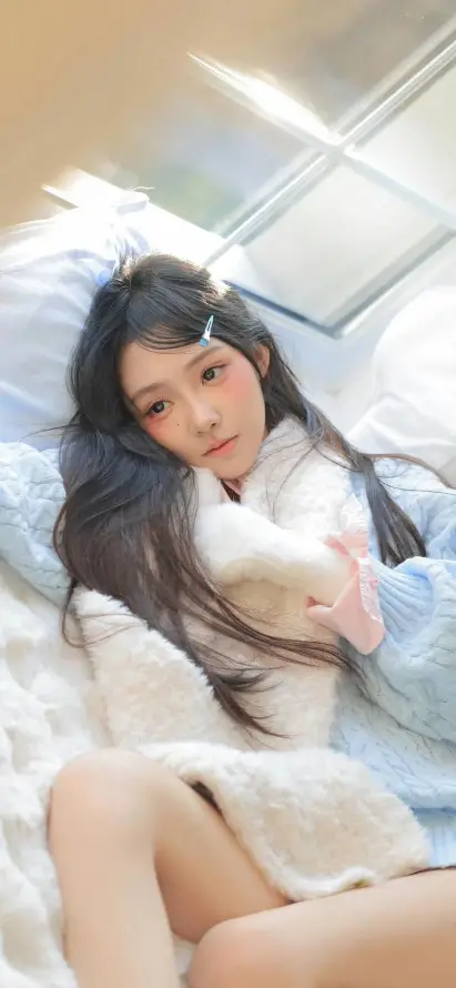 4k休闲壁纸 - 卧室 - 少女 - 居家「哲风壁纸」
